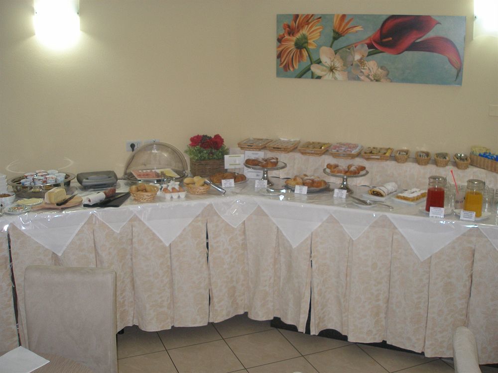 Hotel Bristol Pesaro Eksteriør bilde